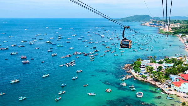 4D3N Phu Quoc Island: Sunset Tour, Snorkeling, Pineapple Island, City Tour